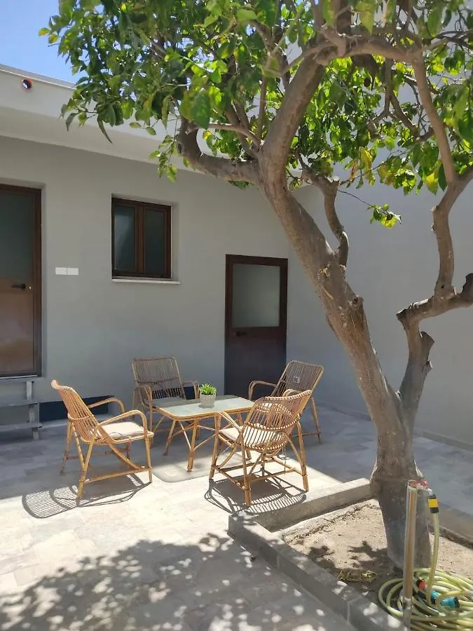 La Stazione Hotel Monserrato Gæstehus